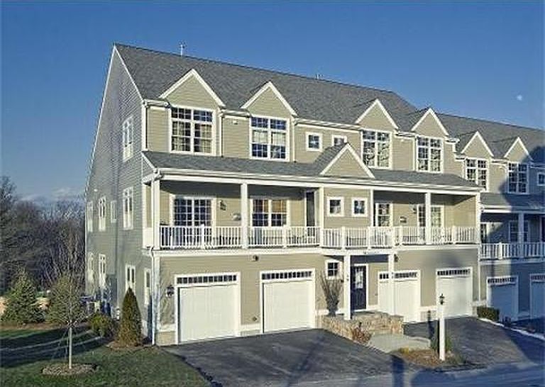 1st image of 42 Rockway Ave Unit 6B