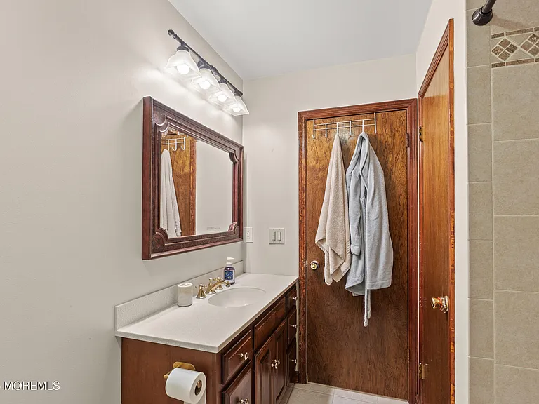 1709 Fanwood St — Photo 37