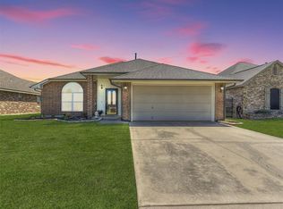 17312 Gold Dr, Edmond, OK 73012