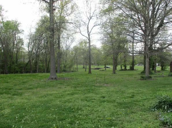 0 Enterprise St, Benton, IL 62812