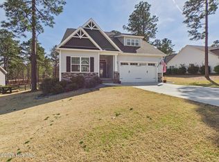 530 Pondpine Ln, Carthage, NC 28327