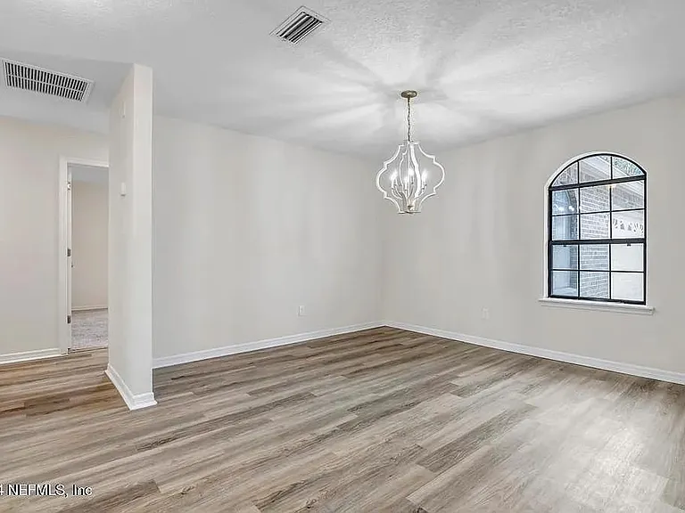 8234 Spencers Trace Dr — Photo 17