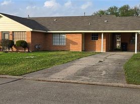 512 Good News Ave, Belle Chasse, LA