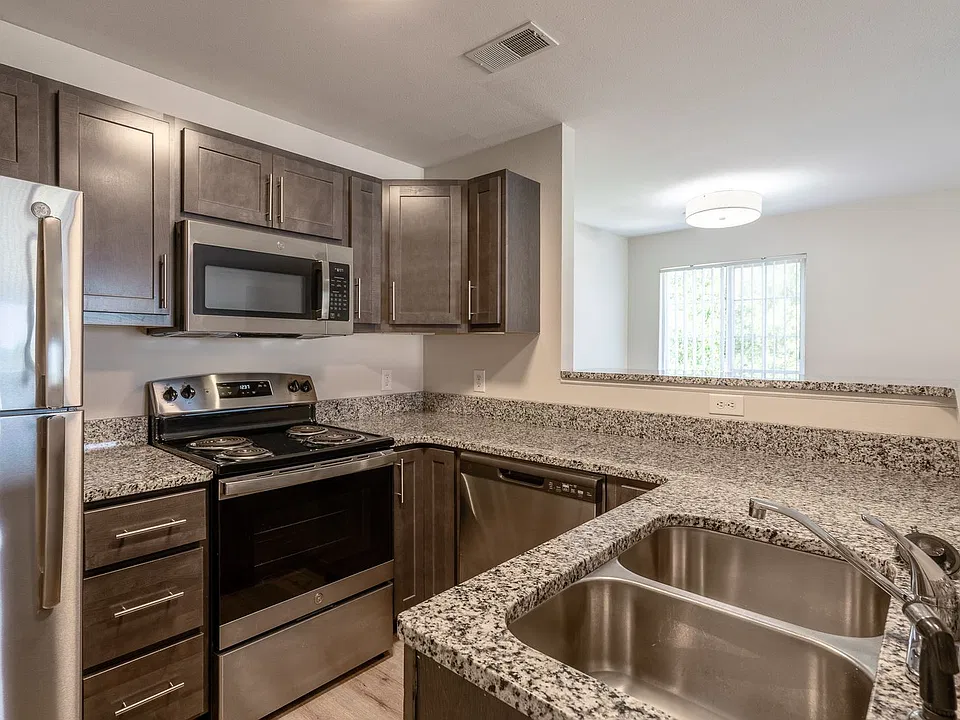 Eaglebrook Apartments