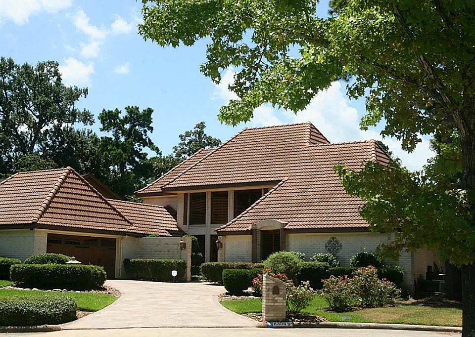 1st image of 8306 Bunker Bend Dr
