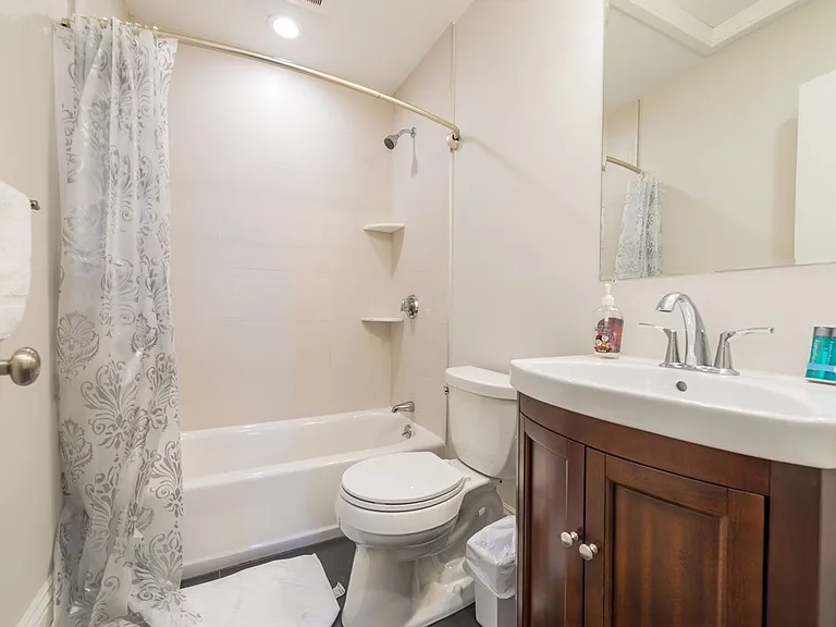 2044 Beacon St #5 — Photo 22