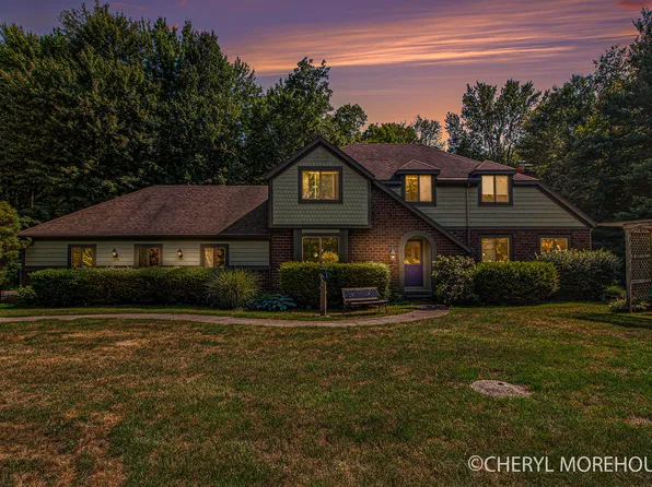 9501 Kalamazoo Ave SE, Caledonia, MI 49316