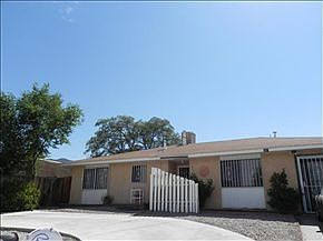 1st image of 736 La Charles Dr NE