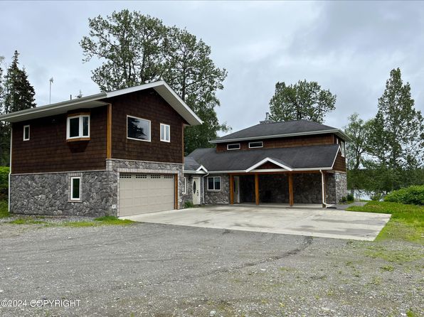 52305 Admiralty Dr, Kenai, AK 99611