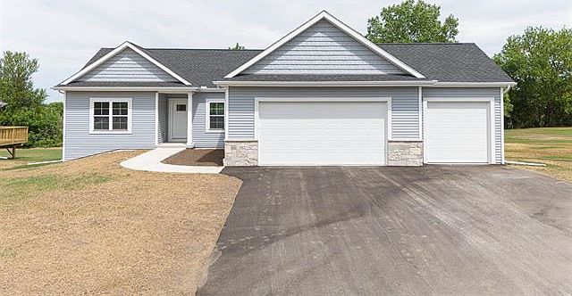 1st image of 607 Millar Dr