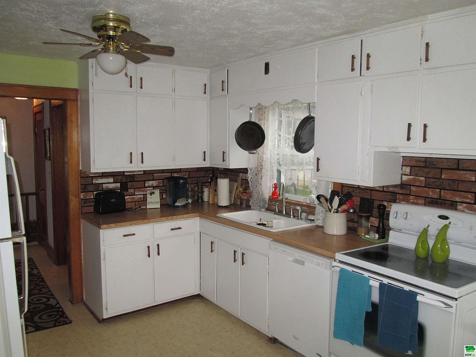 180 5th St NE, Primghar, IA 51245 Zillow