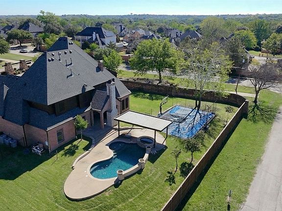 3rd image of 4900 Rockrimmon Ct