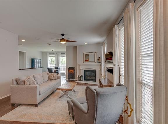 4th image of 2705 Bull Shoals Dr