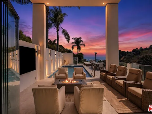 3851 Sweetwater Canyon Dr, Malibu, CA 90265