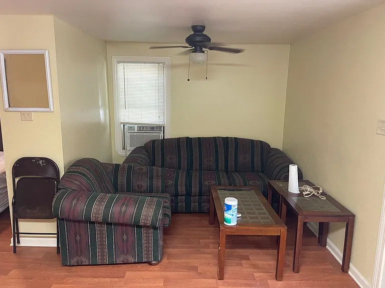 305 E Pine St #B — Photo 6