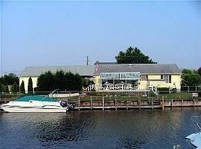 5th image of 38356 Hickory Ln