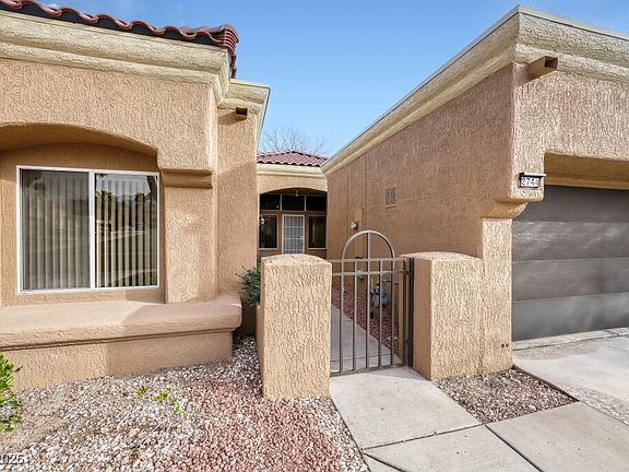 2nd image of 2744 Desert Crystal Dr