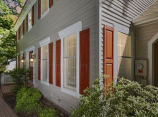 1568 Springhill Dr, Hummelstown, PA 17036