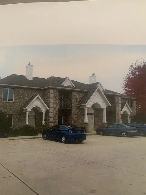 Building Photo - 1074 Cumberland Ave #D