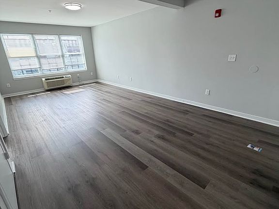 5th image of 203 12th Ave #2