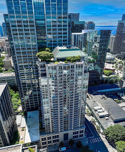 3rd image of 819 Virginia Street #2902