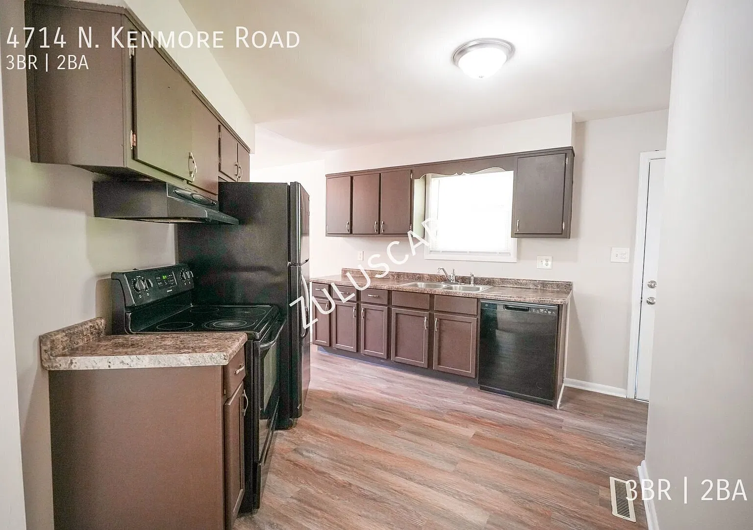 Freshly Renovated 3 Bedroom in Lawrence/ IPS school district — Photo 4