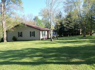 5686 Glen Dr, Athens, OH 45701