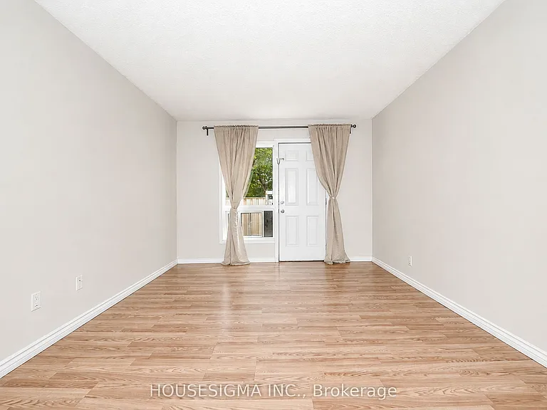 506 Normandy St #40 — Photo 9