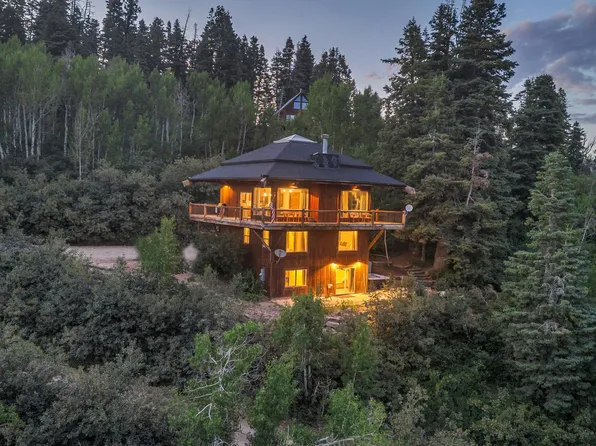 2421 Navajo Rd, Coalville, UT 84017