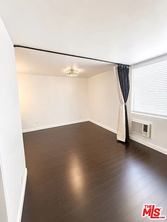Studio, 1.0 bath, 400 sqft, $1,950 — Photo 3