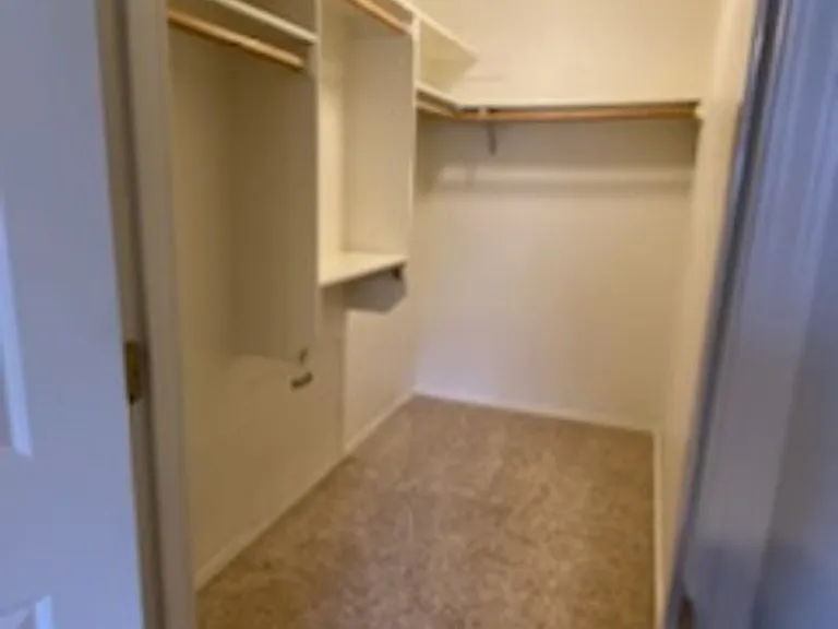 762-770 SW Sitka Dr — Photo 10