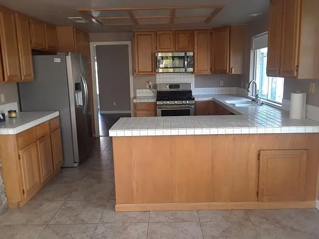 10428 Teton Ct — Photo 2