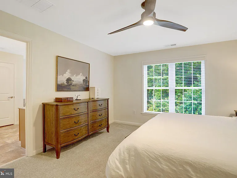 2862 Rosemary Ln — Photo 42