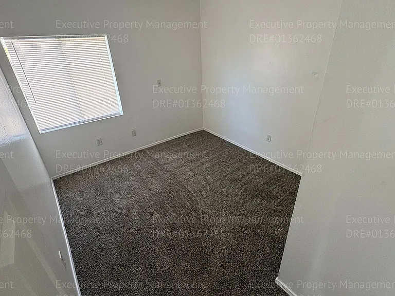 1118 Chico St — Photo 26