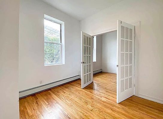 4th image of 321 Malcolm X Blvd APT 1R