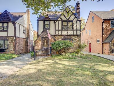 50-15 245th Street, Little Neck, NY, 11362