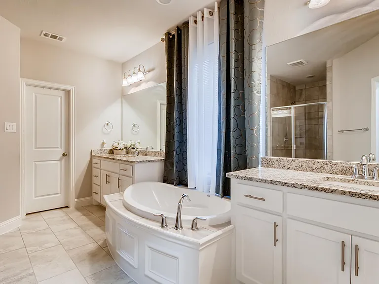 1500 Cherry Blossom Ln — Photo 16