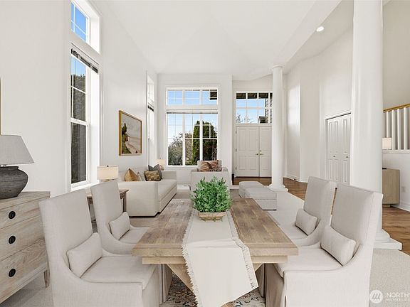 5th image of 2005 NE 35th Place