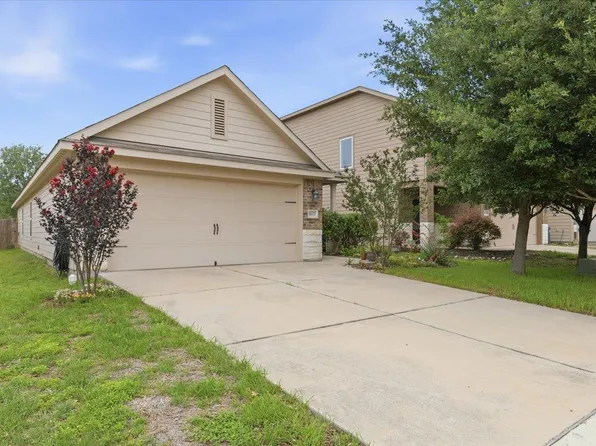 1672 Treeta Trl, Kyle, TX 78640