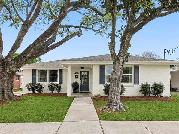 165 Hibiscus Pl, River Ridge, LA 70123