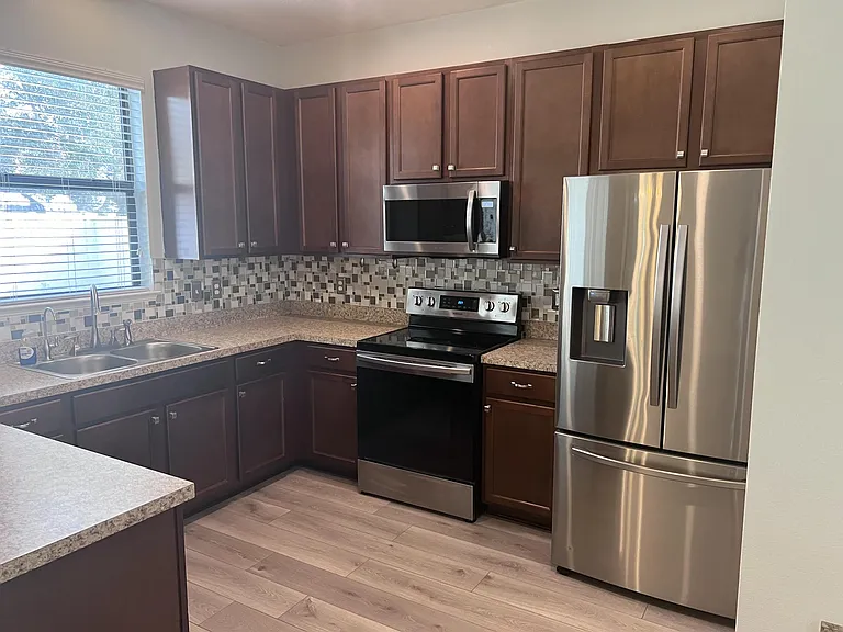 3113 Harris Park Way — Photo 10