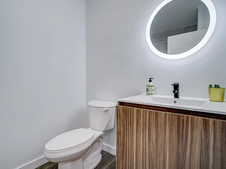 6 Madison St #VAR3 — Photo 13