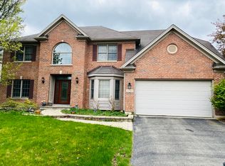 2085 Rockland Dr, Aurora, IL 60503