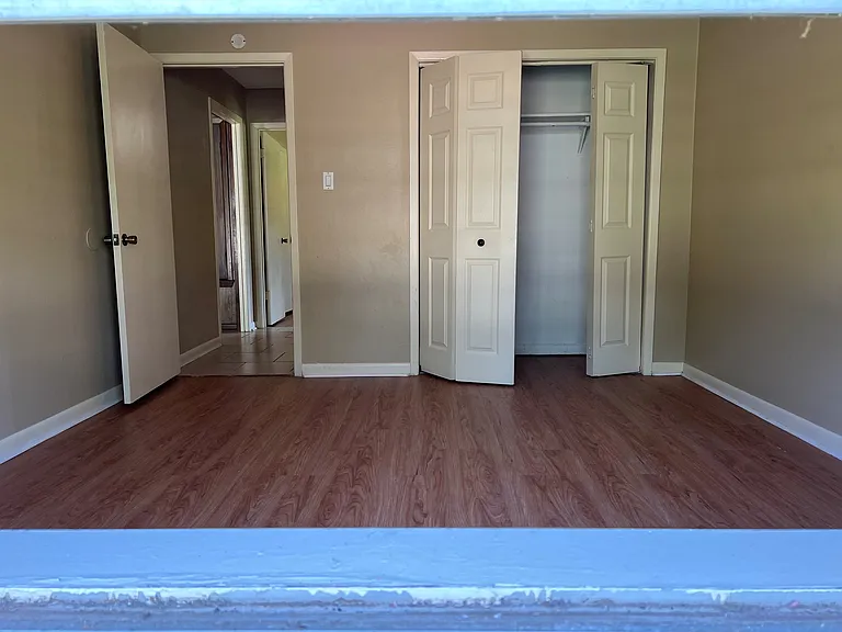 3161 Glenda Ave #208 — Photo 4