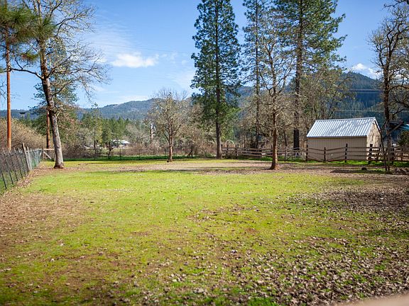 5th image of 3759 Dick George Rd