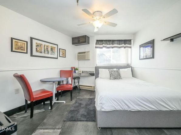 1940 Prospector Ave #124