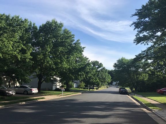 4th image of 1738 Whitewood Ln