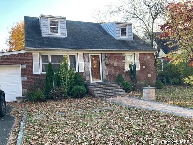 2nd image of 800 Wallace Ave