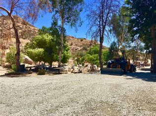 25571 El Toro Rd, Lake Elsinore, CA 92532