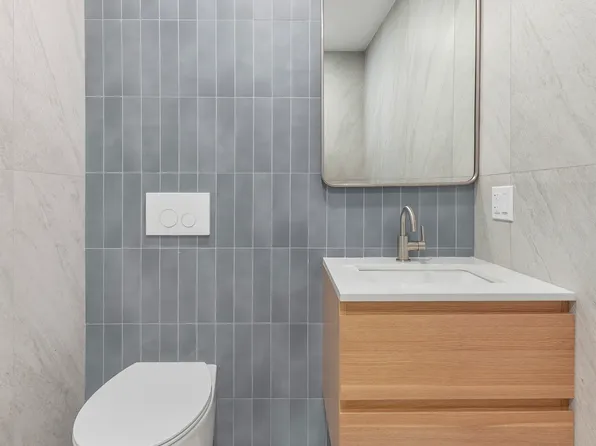 1019 Hancock Street image 9 of 11